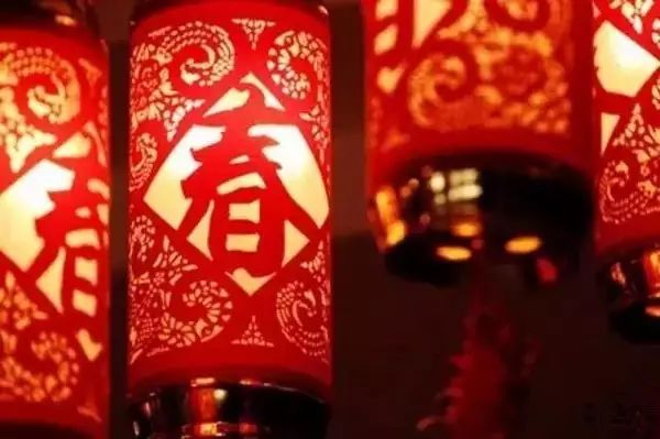 小年，準(zhǔn)備過(guò)年